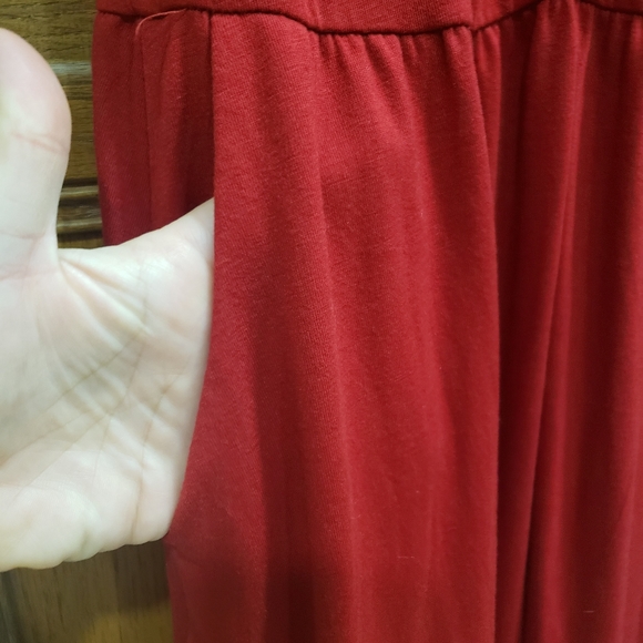 Leo Rosi m buttery soft spaghettistrap fit & flare with pockets - Picture 5 of 8